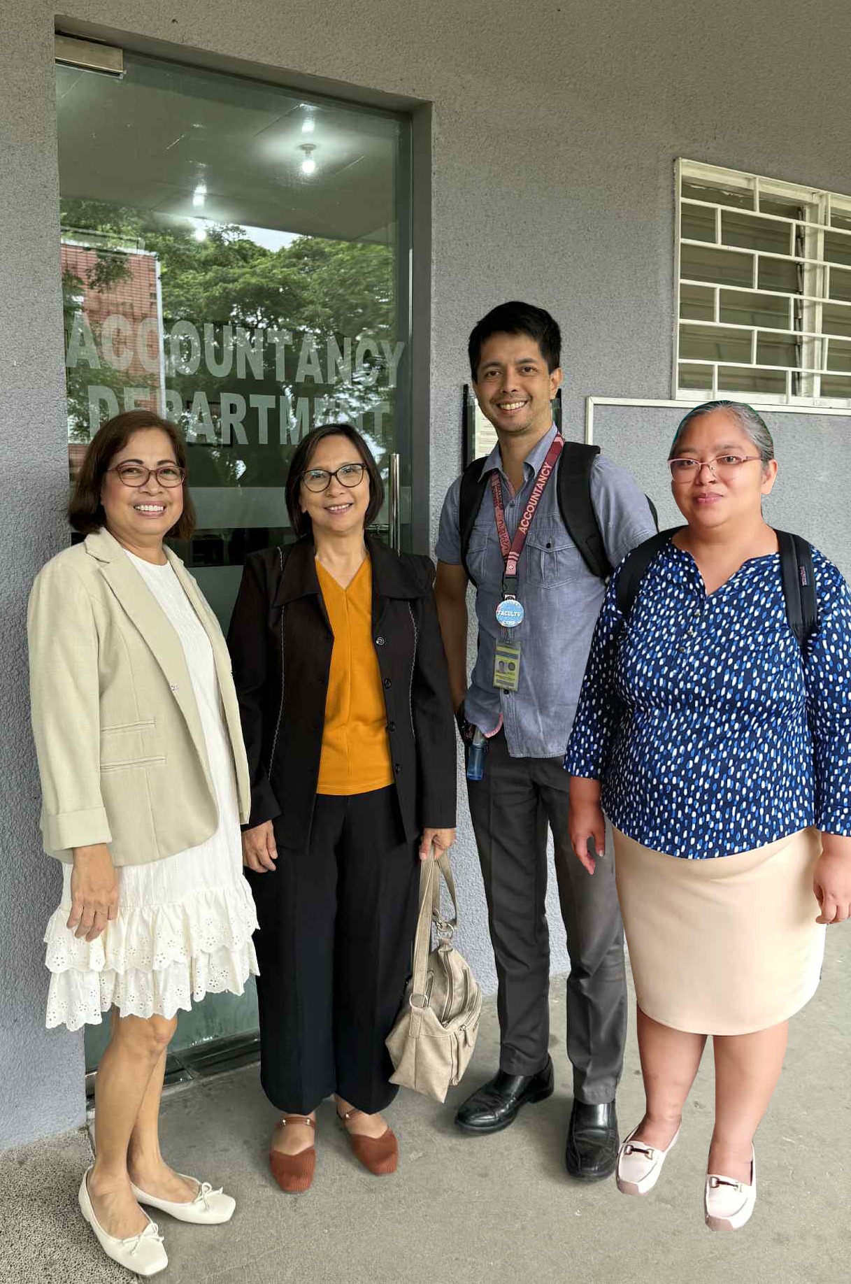 UNAI Dean Visits AUP for International Faculty Exchange, Teaches Auditing Principles