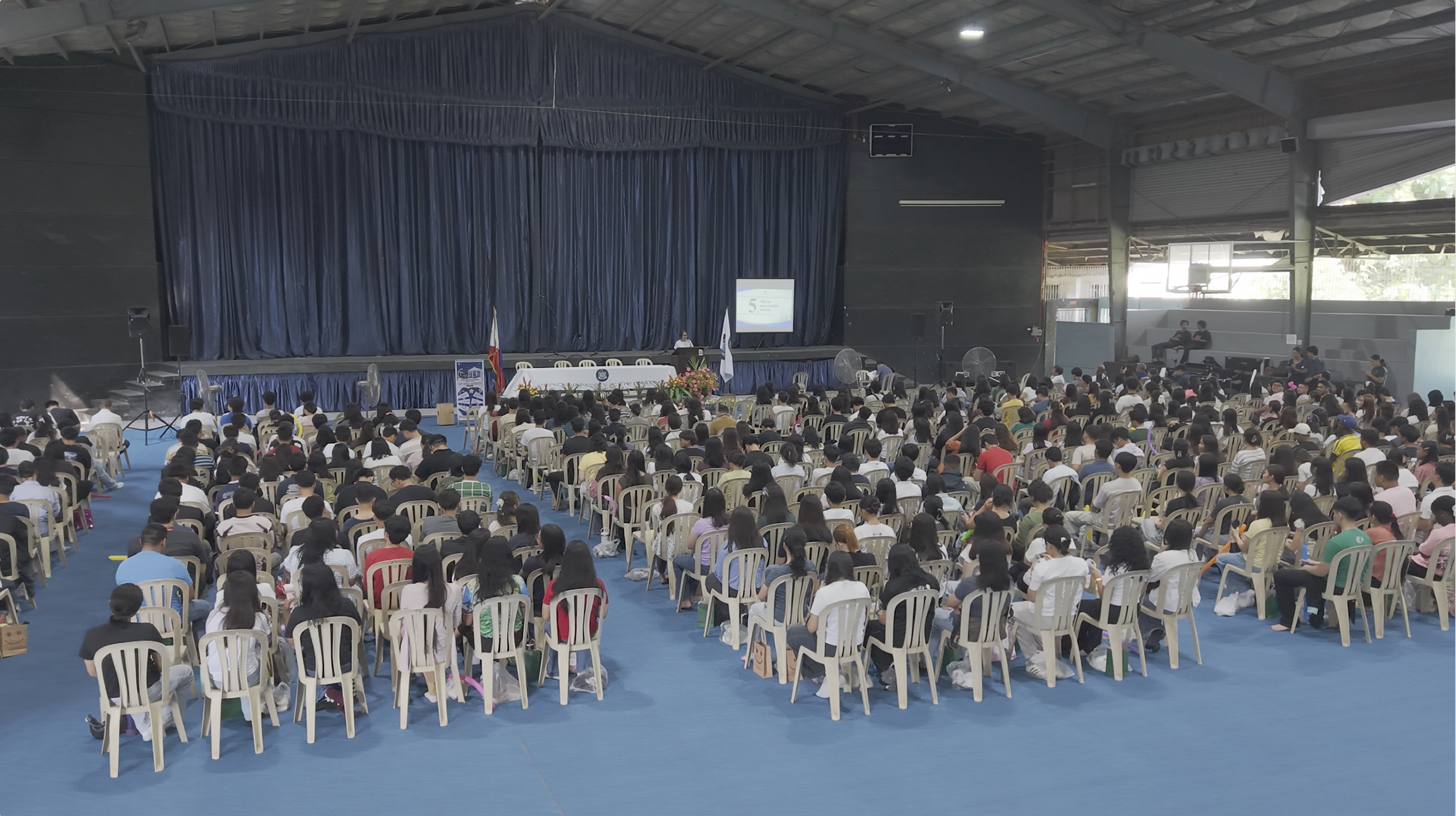 Over 560 New College Students Start Right with General Orientation for New Students and Parents